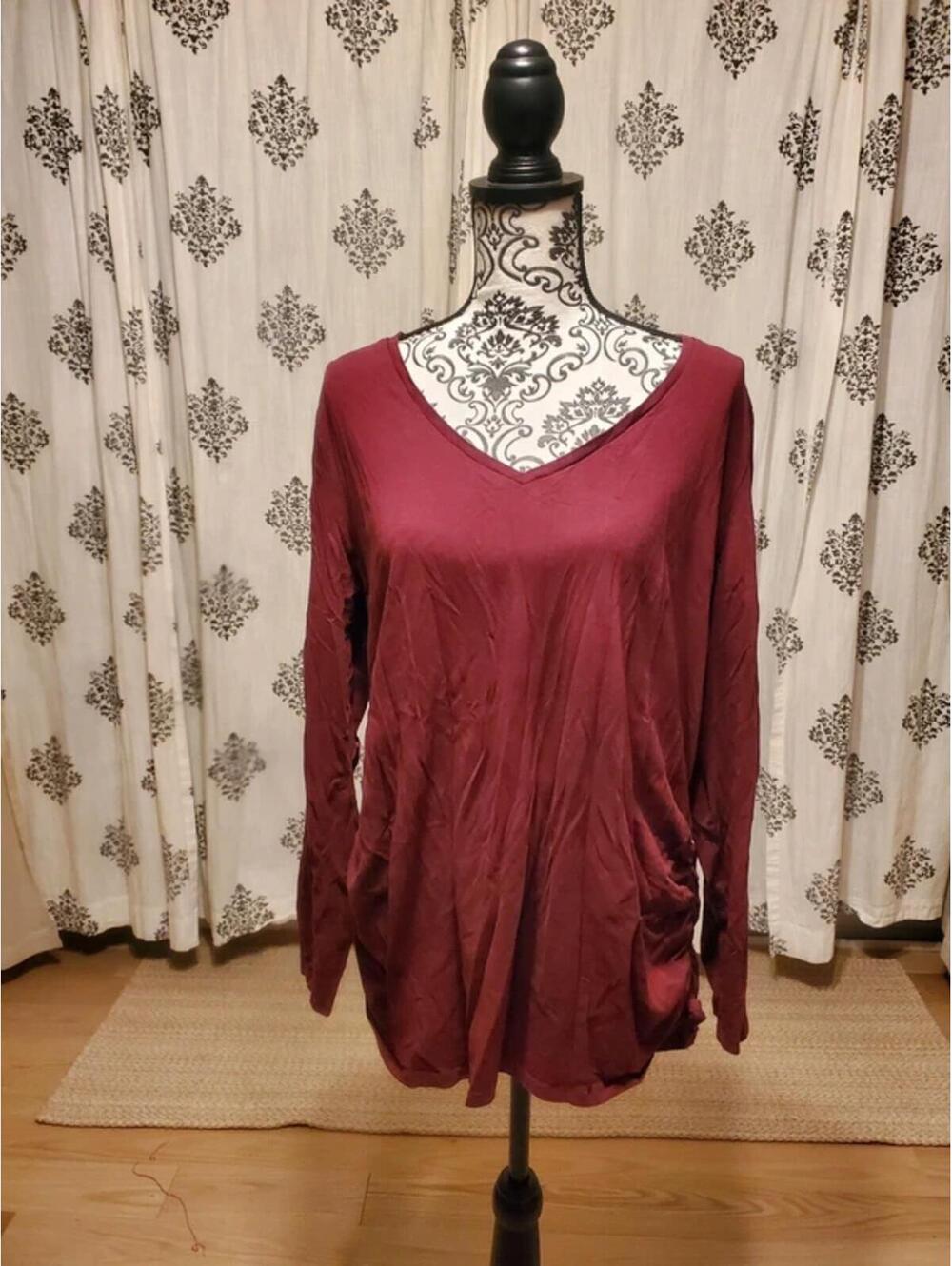 Old Navy Maternity Fitted Long Sleeve